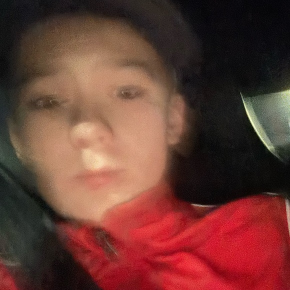 Meet your Posher, Aaron - Picture 1 of 5